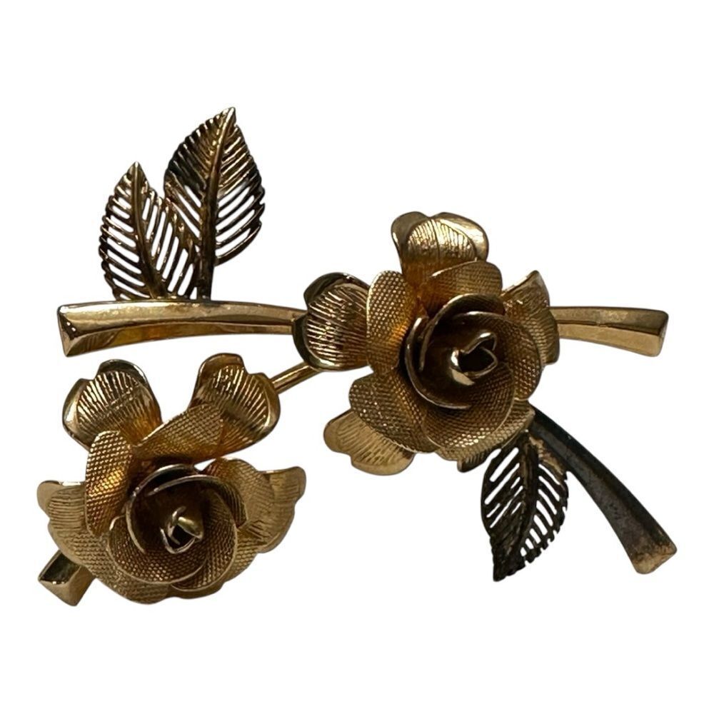 Vintage Double Rose Textured Gold Metal Leaves Stem Spin Lock